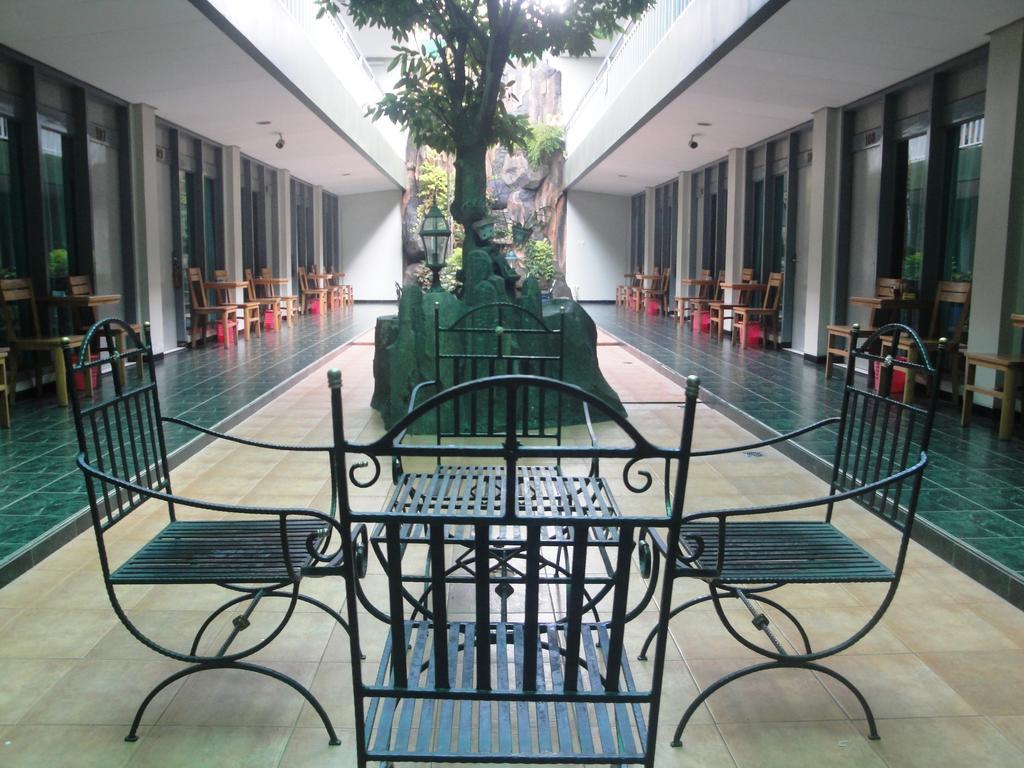 Hotel Trio Solo Buitenkant foto